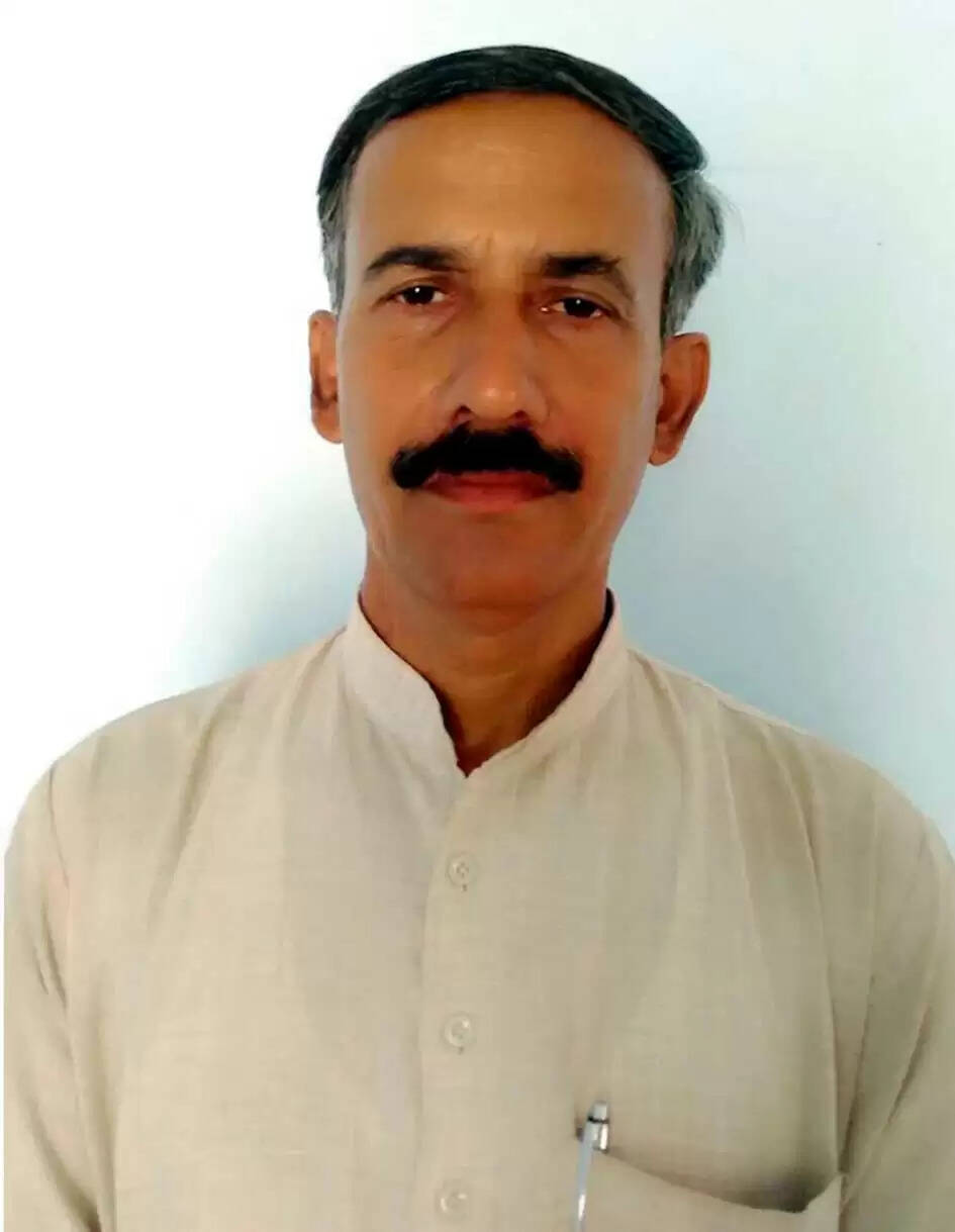 हिसार : नशा माफिया पर बुलडोजर कार्रवाई करे सरकार : वजीर पूनिया