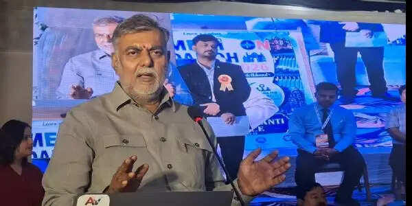 दमोह: चिकित्सा क्षेत्र में अनुभव, तकनीक और विश्वसनीयता का समन्वय जरूरी : मंत्री पटेल