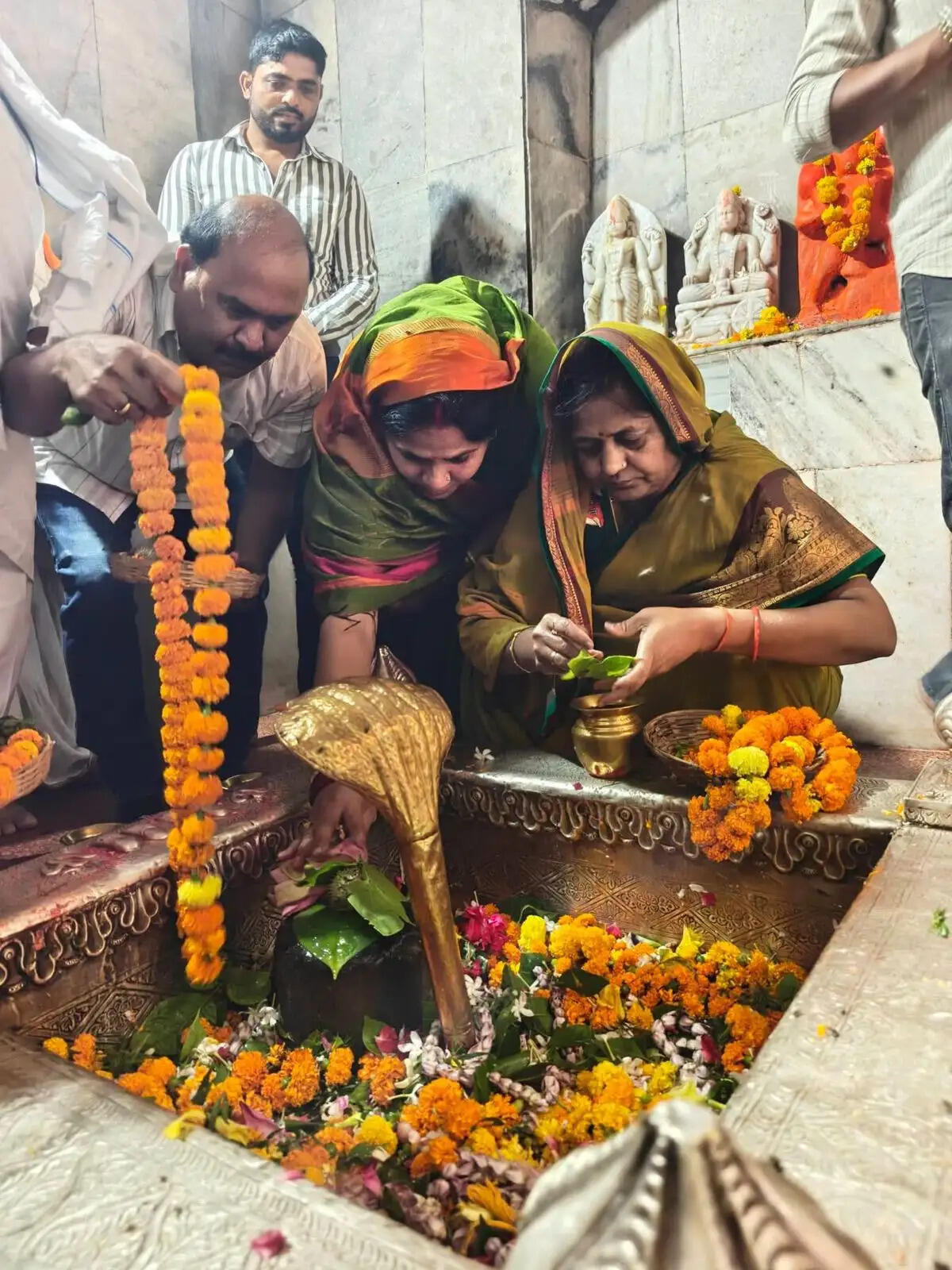 प्रधानमंत्री मोदी के 12 वर्ष पूरे होने पर गौरी शंकर धाम में विशेष पूजा-अर्चना, राज्यसभा सांसद ने की देश की समृद्धि की कामना