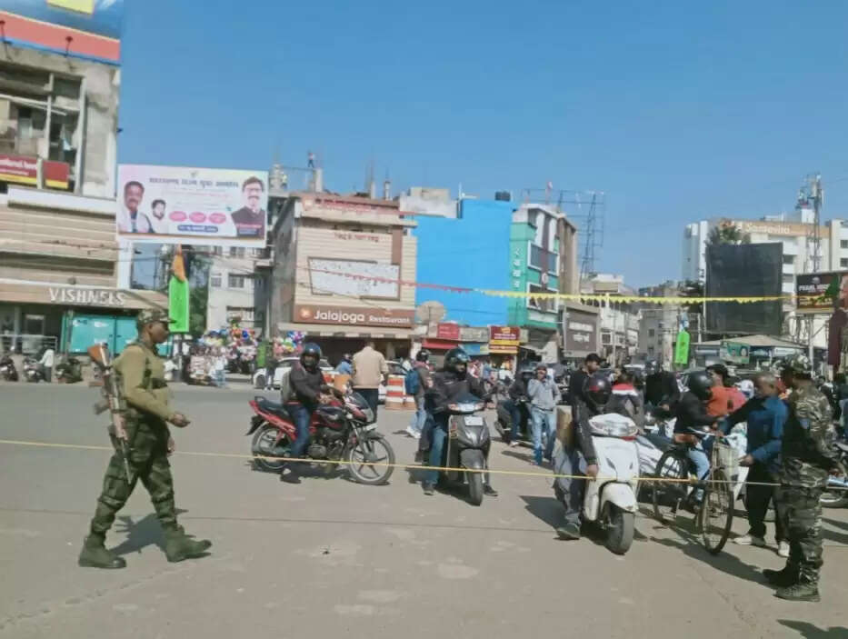 सोमा मुंडा की हत्या के विरोध में झारखंड बंद का व्यापक असर, रांची में भी जनजीवन प्रभावित