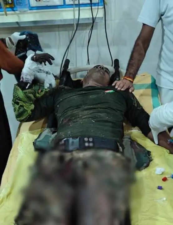 छत्तीसगढ़ः नक्सलियों के प्रेशर आईईडी विस्फोट से सीआरपीएफ का जवान घायल