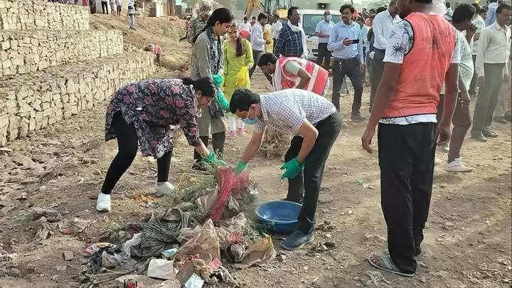 जल गंगा संवर्धन अभियान: जन सहयोग से हो रहा नदियों-तालाबों का जीर्णोद्धार