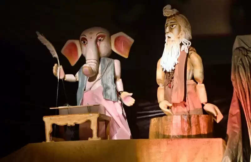 महाभारत समागम के सातवें दिन पंडवानी, सौगंधिका हरणम् एवं महाभारत का मंचन