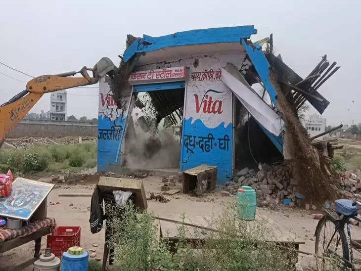 जींद में अवैध निर्माण पर चला पीला पंजा