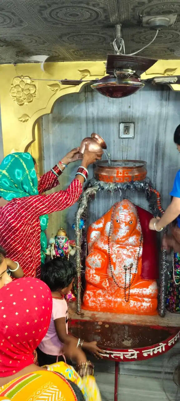 भगवान गणेश के अखंड जलाभिषेक का हुआ समापन