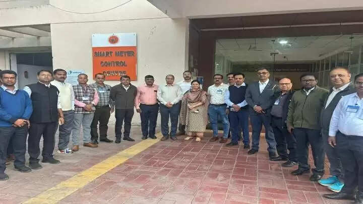 मप्रः दस राज्यों के प्रतिनिधियों ने देखी इंदौर की स्मार्ट मीटरिंग