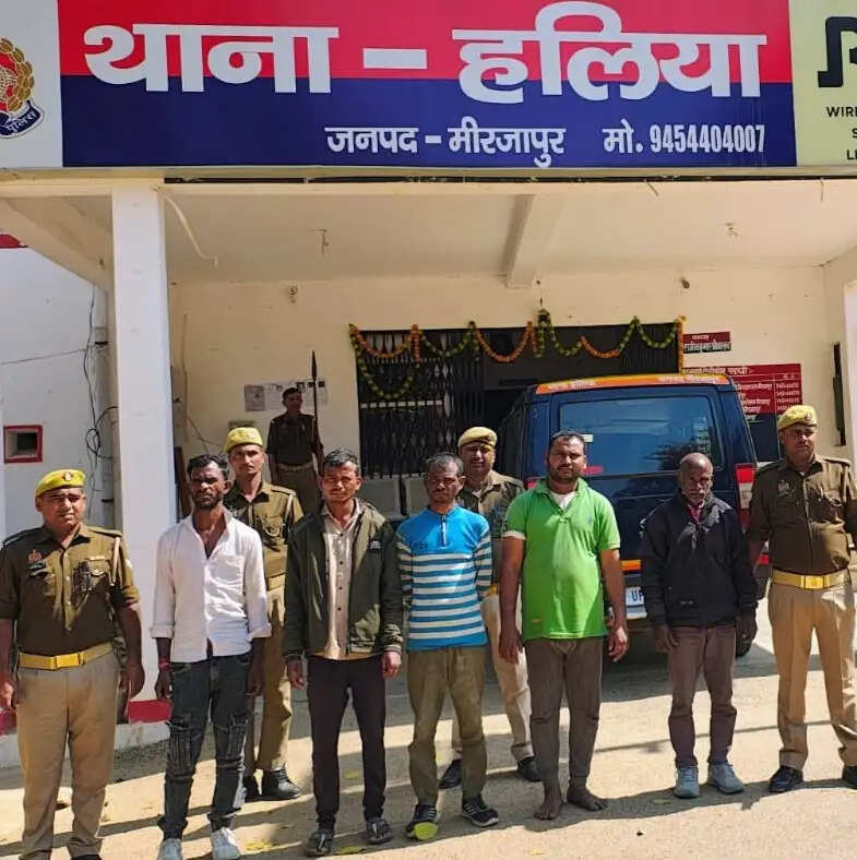 गो-तस्करी का पर्दाफाश, हथियारों के साथ पांच अंतरराज्यीय तस्कर दबोचे, एक हिस्ट्रीशीटर भी शामिल