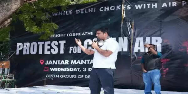 जंतर-मंतर पर एनएसयूआई और दिल्ली सिटीजन्स ग्रुप ने किया सांस्कृतिक प्रदर्शन