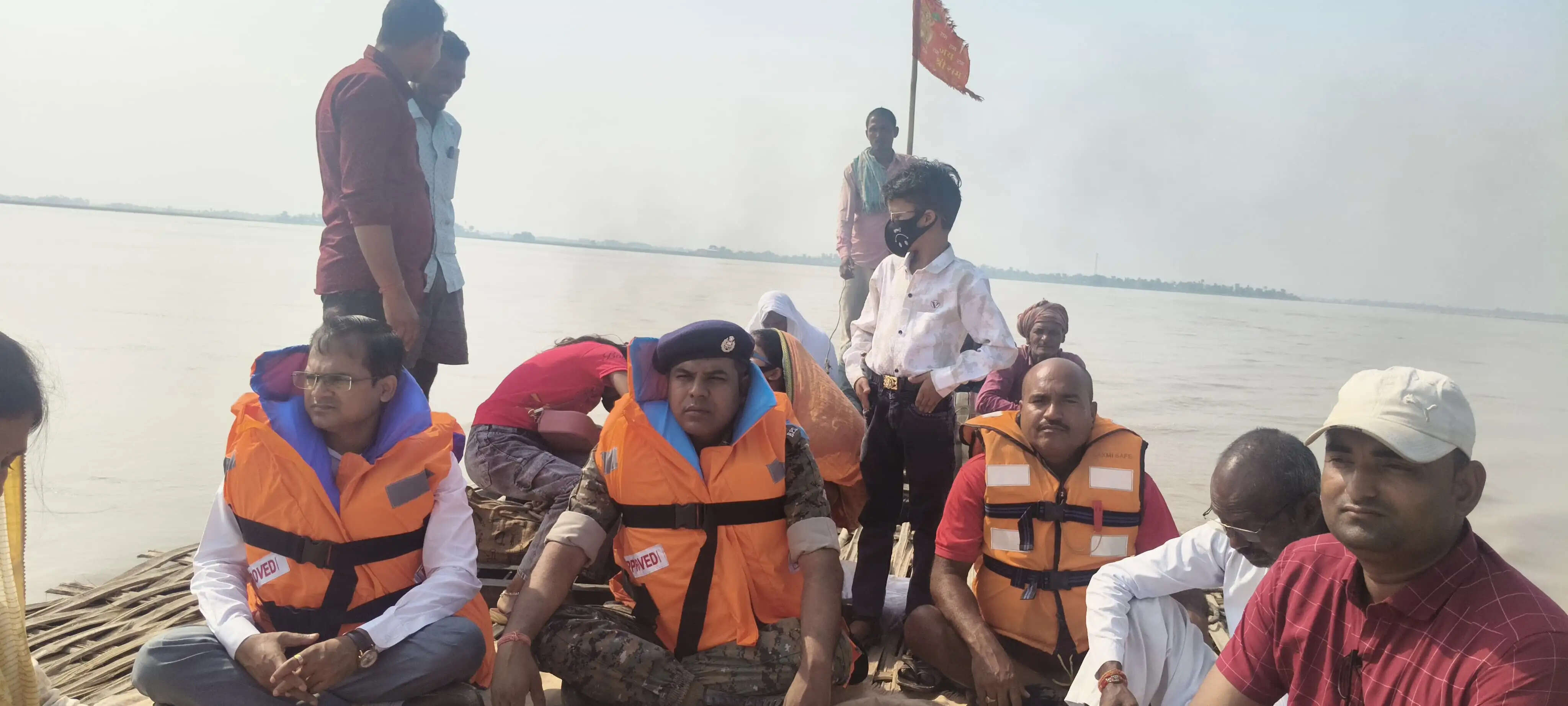 बाढ़ 2026 की तैयारी को लेकर प्रशासन अलर्ट, कोशी तटबंध के भीतर दुबियाही व मौजहा पंचायत का निरीक्षण