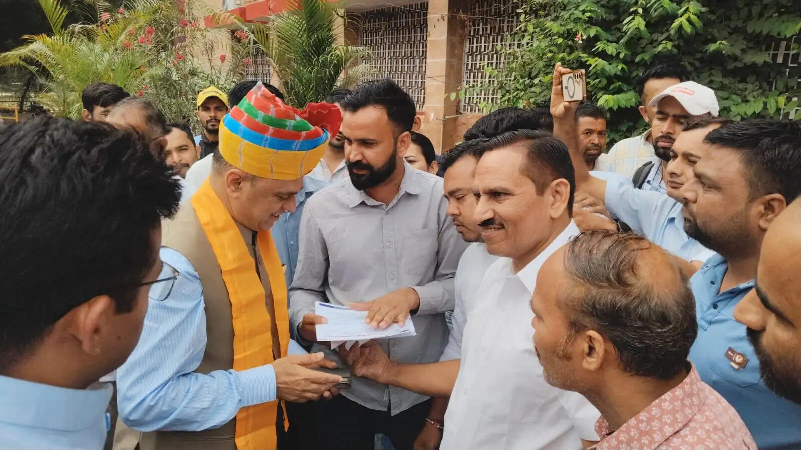 मुख्य सचिव से मुलाकात कर राजस्थान नर्सेज एसोसिएशन ने सौंपा ज्ञापन