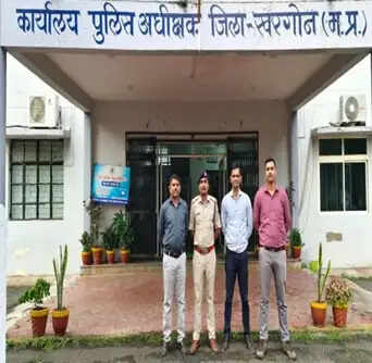 सेफ क्लिक 2.0 अभियान में जागरूकता के साथ राहत भी दे रही मध्य प्रदेश पुलिस