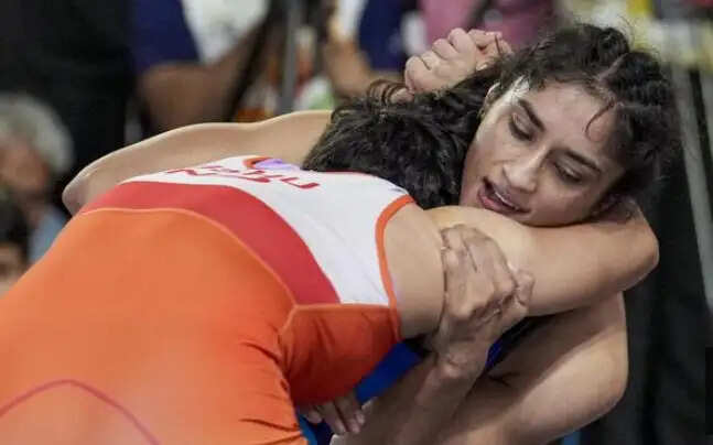 एशियन गेम्स चयन ट्रायल्स : निशु को हराकर सेमीफाइनल में पहुंचीं विनेश फोगाट