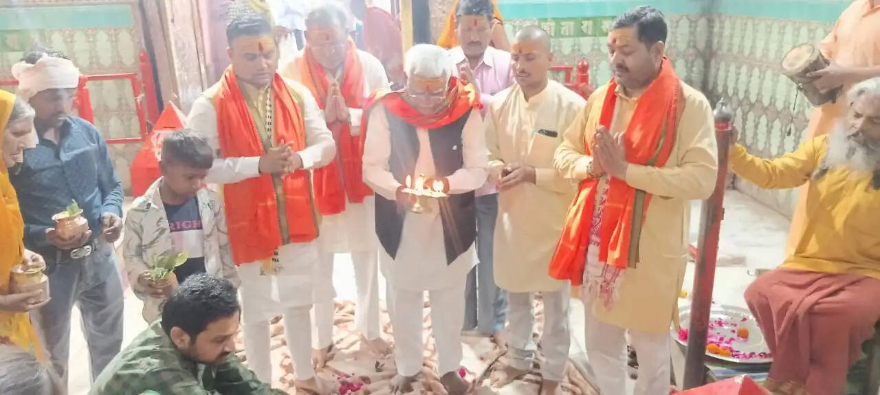 सनातनी परंपराएं समरसता का केंद्र बिंदु हैं : देव जी भाई