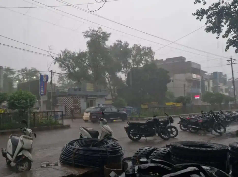 राजगढ़ः दो सप्ताह बाद बरसे मेघ, किसानों को मिली राहत,पिछले साल से काफी कम रही बारिश