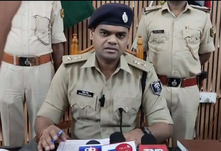 8.15 ग्राम ब्राउन शुगर के सात बदमाश गिरफ्तार