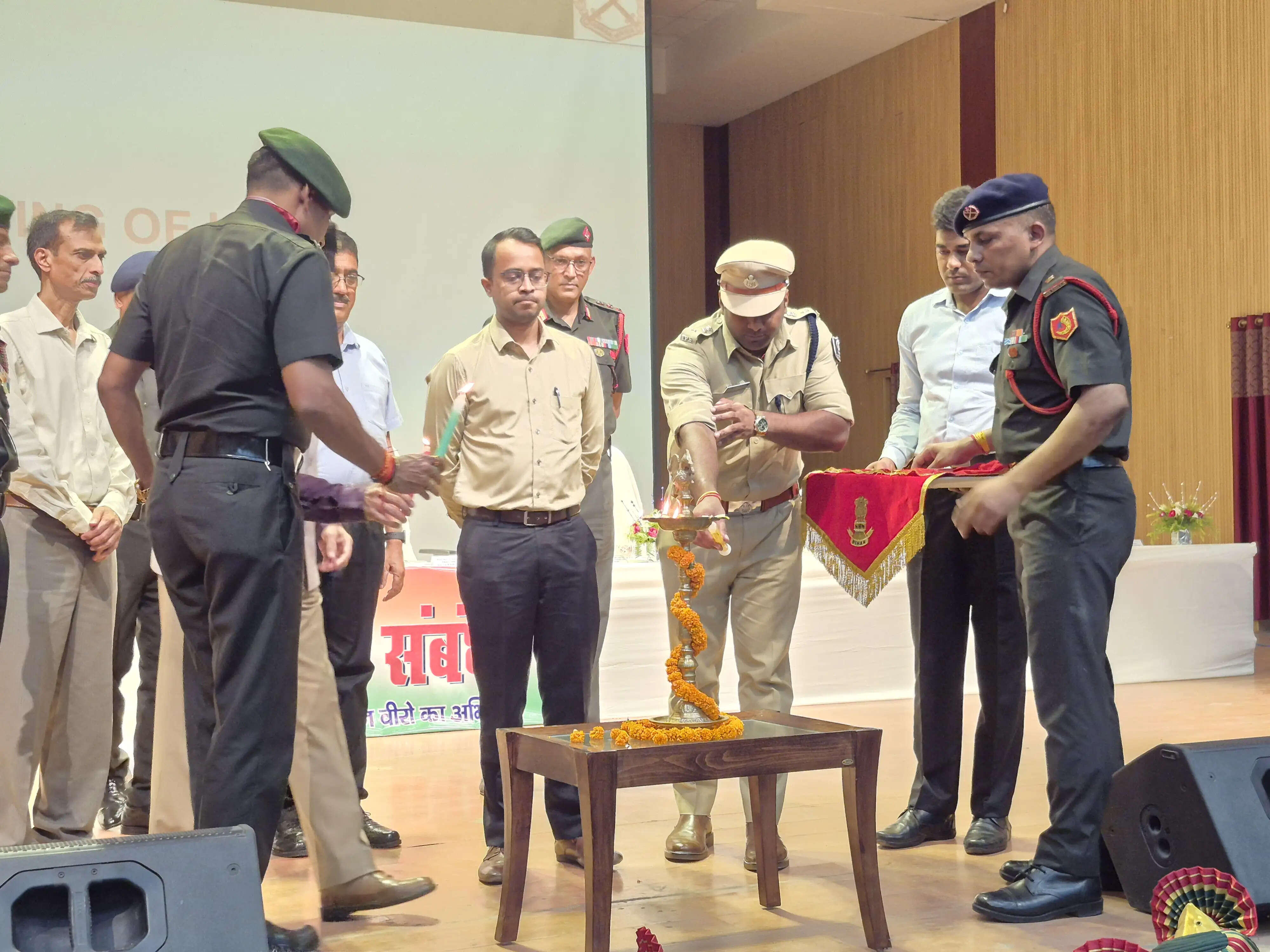 सारण में शौर्य संबंध कार्यक्रम का हुआ आयोजन सैनिकों व आश्रितों का हुआ सम्मान