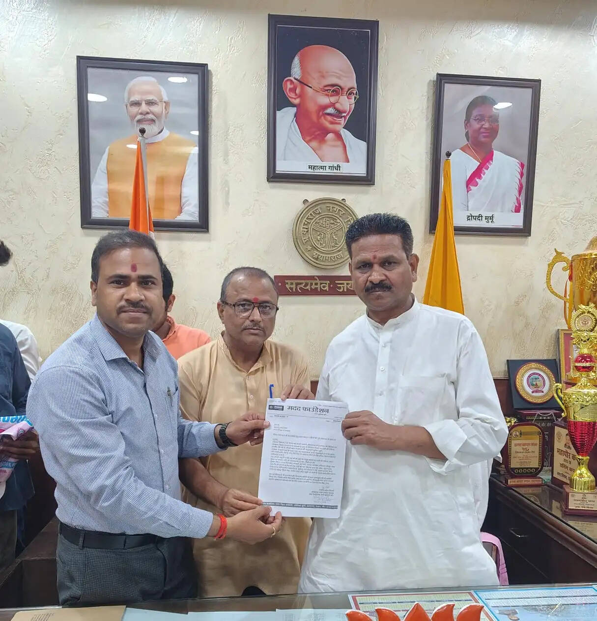 भीषण गर्मी में मदद फाउंडेशन का संकल्प, शहर भर में उपलब्ध होगा मुफ्त पानी