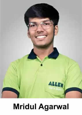 जेईई एडवांस परीक्षा के नतीजे घोषित, मृदुल अग्रवाल ने किया टॉप