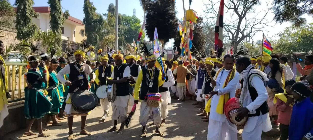 सूर्यदेव हुए उत्तरायण: दो दिन तक मनेगा संक्रांति उत्सव, हजारों श्रद्धालुओं ने नर्मदा में लगाई डुबकी