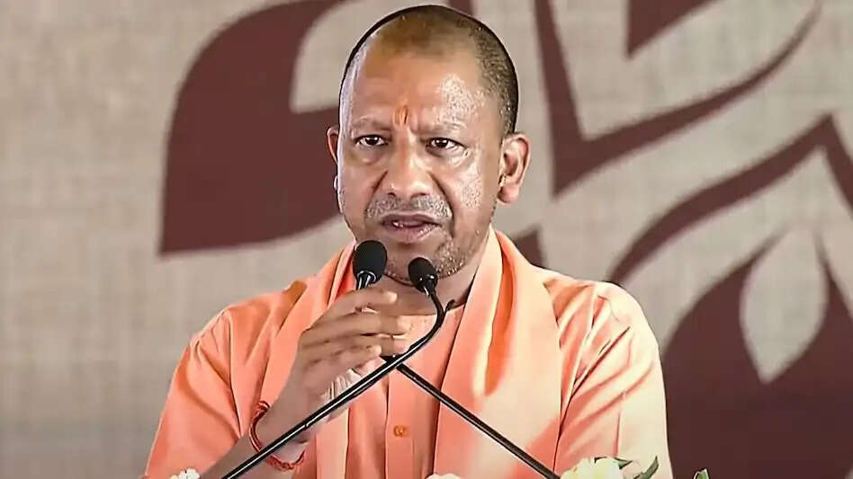 बेसिक शिक्षा में यूपी ने बनाई नई पहचान, परिषदीय विद्यालयों का बदलता स्वरूप बना ‘योगी मॉडल’
