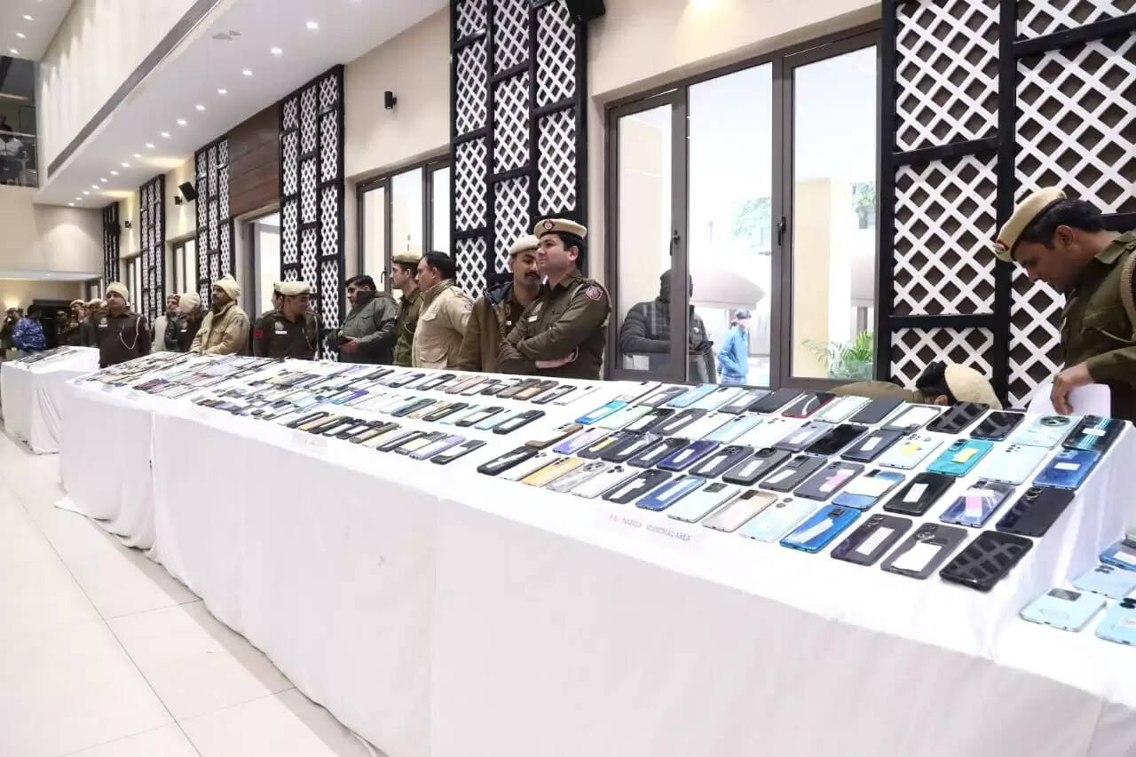 मिशन री कनेक्ट 3.0 के तहत 25 दिन में 500 गुमशुदा मोबाइल बरामद