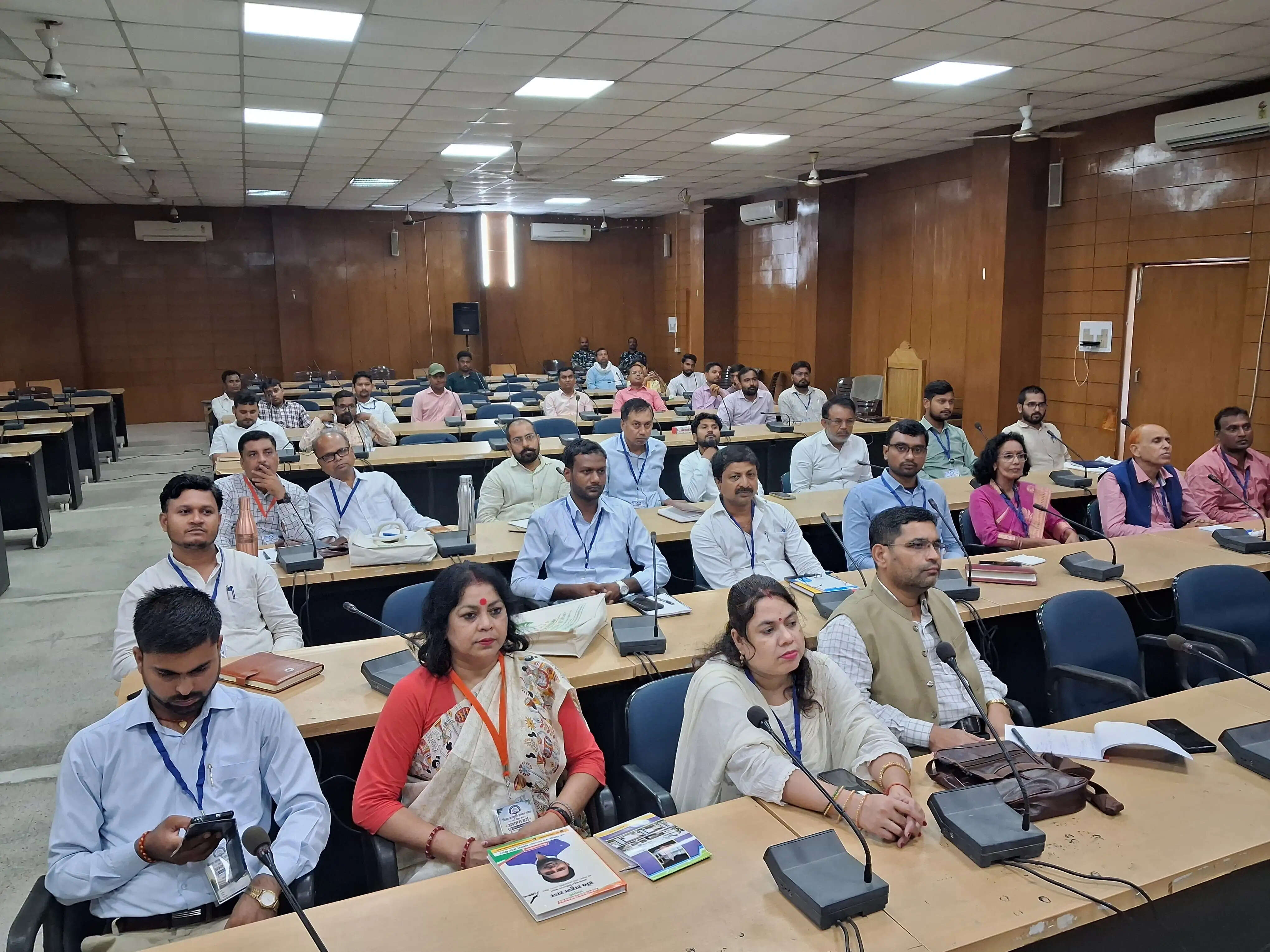 छपरा में शिक्षा संस्कृति उत्थान न्यास का दो दिवसीय अभ्यास वर्ग सम्पन्न, प्रांत प्रचारक रवि शंकर ने पंच परिवर्तन का दिया संदेश