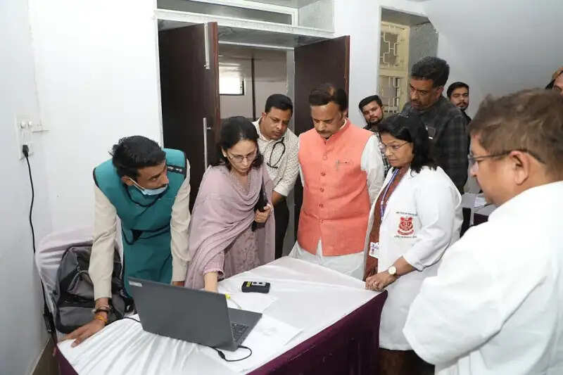 टीबी मुक्त भारत अभियान को देना होगा जनआंदोलन का रूप: उप मुख्यमंत्री शुक्ल