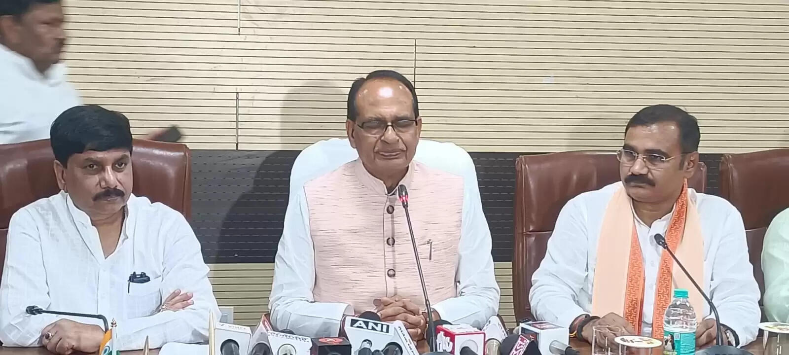 कांग्रेस ने अभी तक आपातकाल के लिए देश से माफी नहीं मांगी: शिवराज सिंह चौहान