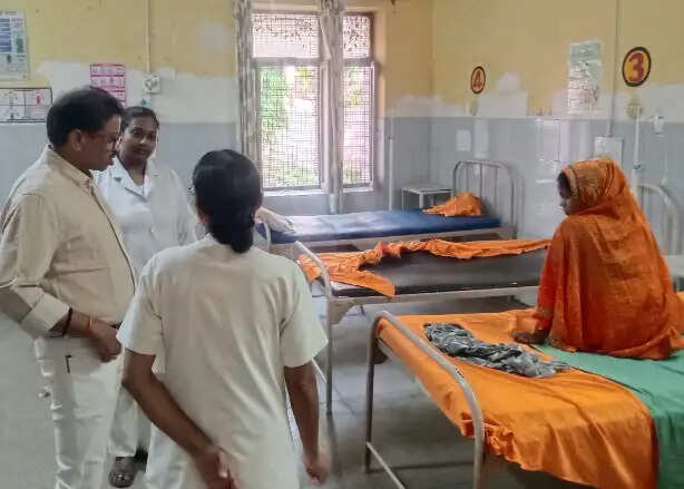 सीएचसी आराजीलाइन से नवजात शिशु के रेफरल पर सीएमओ ने मांगी रिपोर्ट
