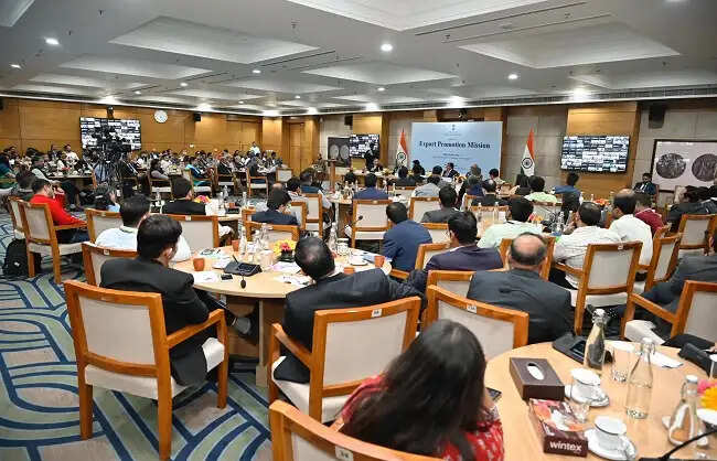 केंद्र सरकार ने निर्यात को बढ़ावा देने के लिए किया सात उपायों का ऐलान