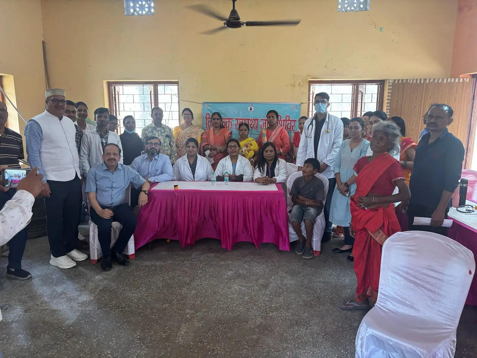 सीसीएल के मेगा स्वास्थ्य शिविर में 146 लोगों की जांच