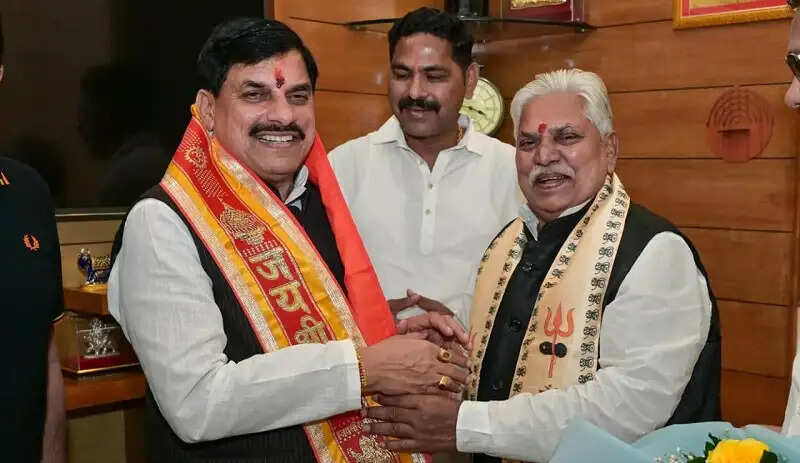 मप्र के मुख्यमंत्री डॉ यादव बिहार के बोधगया में सेवा भारती के सेवा कार्यों से हुए अवगत