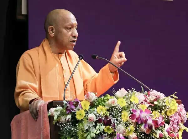 (अपडेट) योगी सरकार का बड़ा फैसला, पुलिस भर्ती में आयु सीमा पर तीन साल की राहत