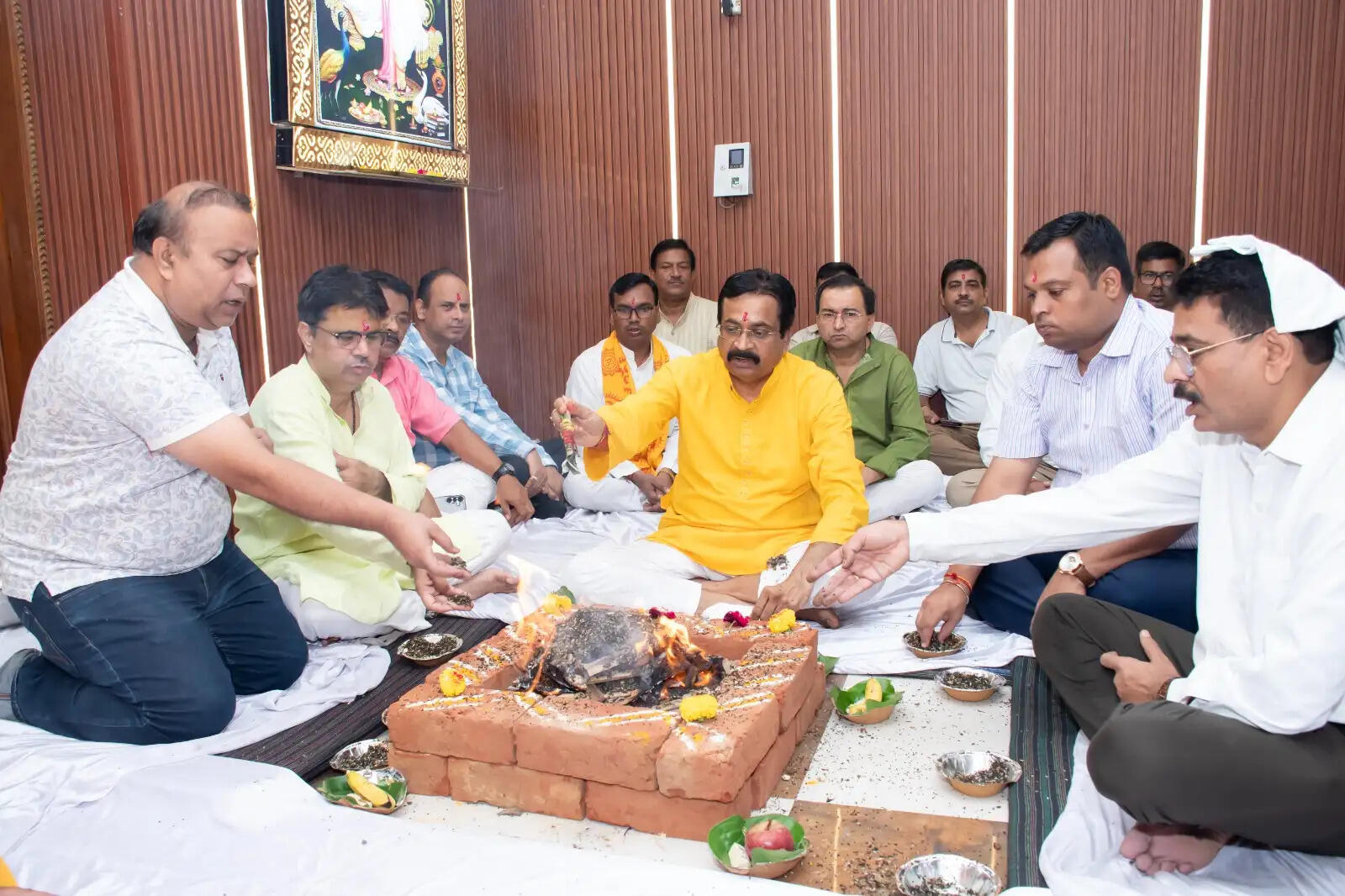 बुंदेलखंड विश्वविद्यालय के 51वें स्थापना दिवस पर हवन-पूजन, कुलपति ने गिनाईं उपलब्धियां