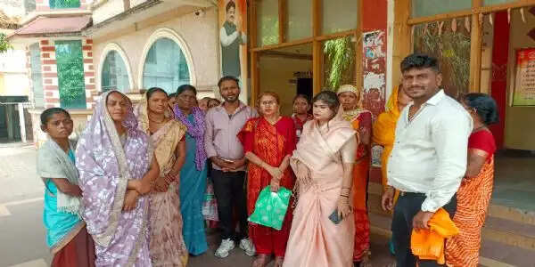 प्रधानमंत्री शहरी आवास योजना से वंचित वार्डवासियों ने मांगा पीएम आवास