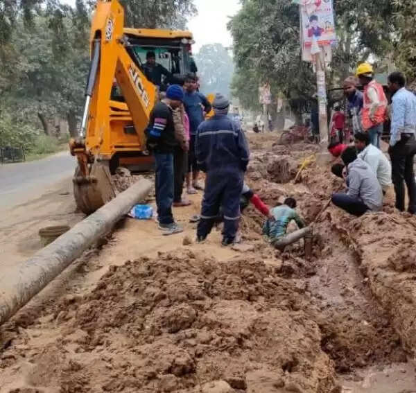 भोपाल: जेसीबी की खुदाई से थिंक गैस की पाइपलाइन क्षतिग्रस्त