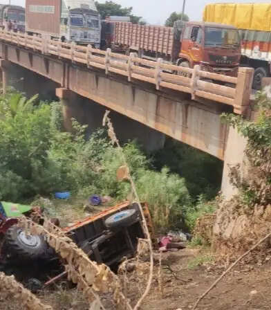 कर्नाटक के कोप्पल में तुंगभद्रा पुल पर हादसा, छह लोगों की मौत, दस से अधिक घायल