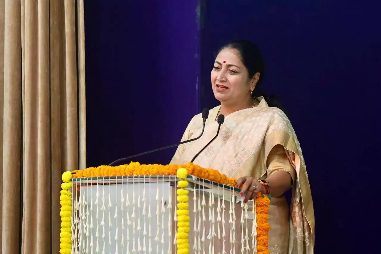 पद्म भूषण से सम्मानित शारदा सिन्हा की पुण्यतिथि पर मुख्यमंत्री रेखा गुप्ता ने लोक गायिका को किया नमन