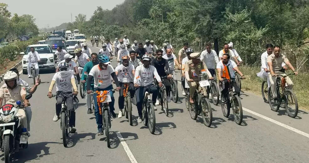 जींद: साइक्लोथॉन में सैकड़ों ने लिया भाग,नशे के खिलाफ की आवाज बुलंद