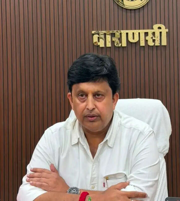 चिकित्सालयों और सामुदायिक स्वास्थ्य केन्द्रों पर स्वाइन फ्लू के उपचार में प्रयुक्त आवश्यक औषधियों की उपलब्धता सुनिश्चित रखें :  मुख्य चिकित्सा अधिकारी