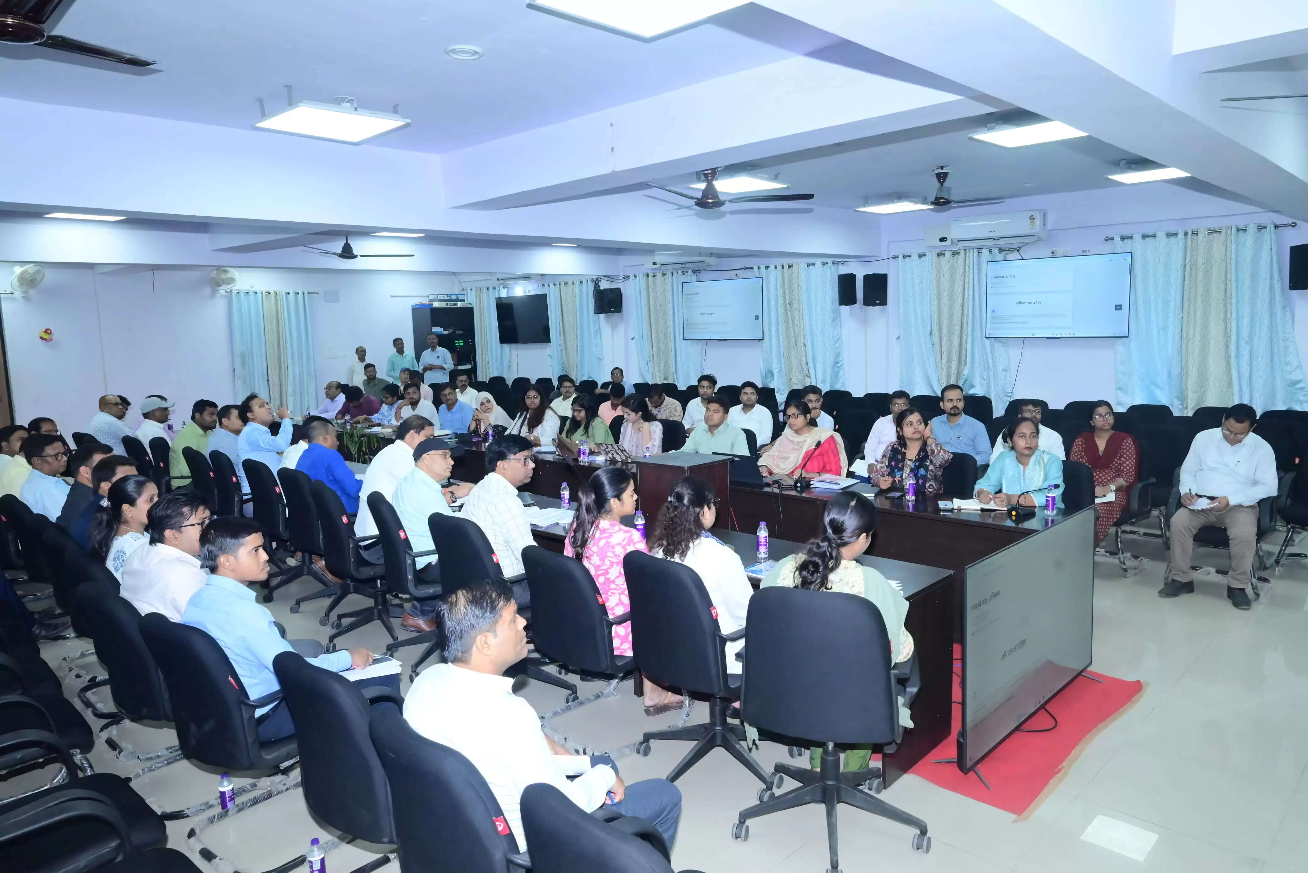 राजस्व महाअभियान को लेकर प्रशिक्षण का आयोजन