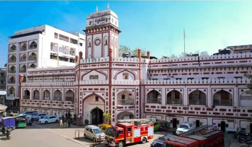 गुजरात के चार महानगर पालिकाओं में प्रशासक शासन लागू, चार आईएएस अधिकारियों को जिम्मेदारी