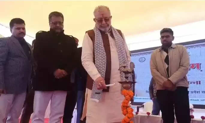 मंत्री सुरेश खन्ना ने खादी एवं ग्रामोद्योग प्रदर्शनी का किया शुभारंभ