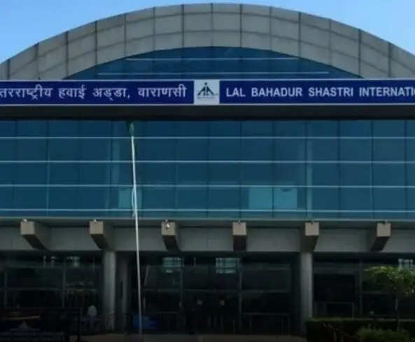 वाराणसी में लाल बहादुर शास्त्री हवाई अड्डे पर 15 जून को यात्री सेवा दिवस मनाएंगे - निदेशक