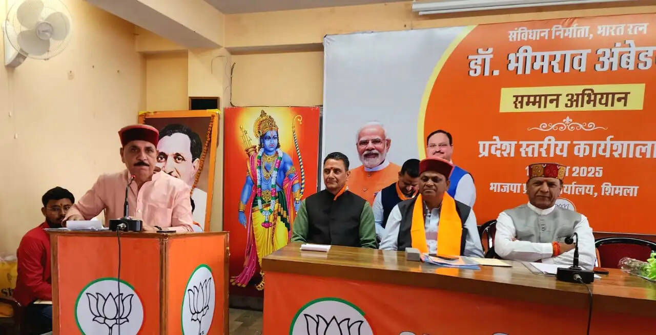 कांग्रेस ने वोट बैंक के लिए संविधान का किया दुरुपयोग : विनोद सोनकर