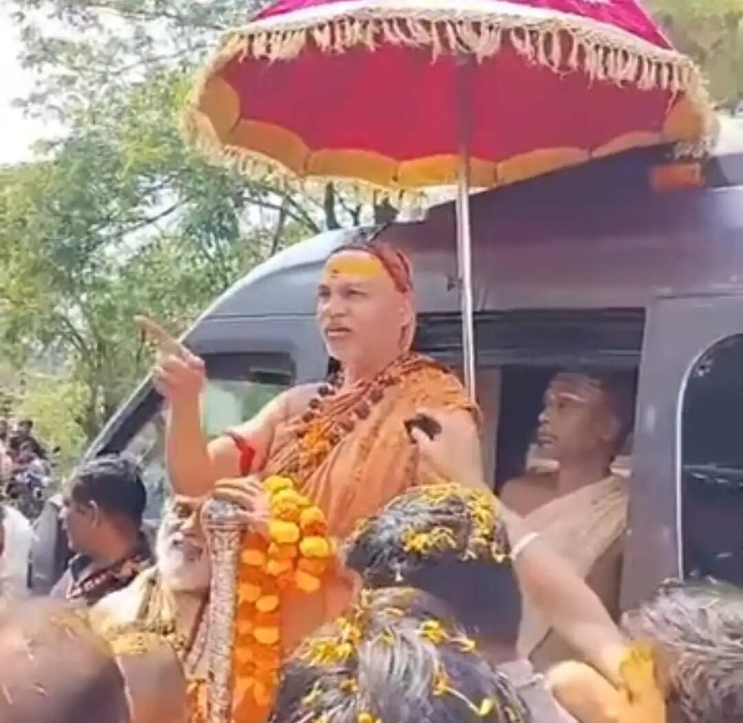 गौरक्षा का वचन न देने वाली पार्टियों को न दें वोट : अविमुक्तेश्वरानंद