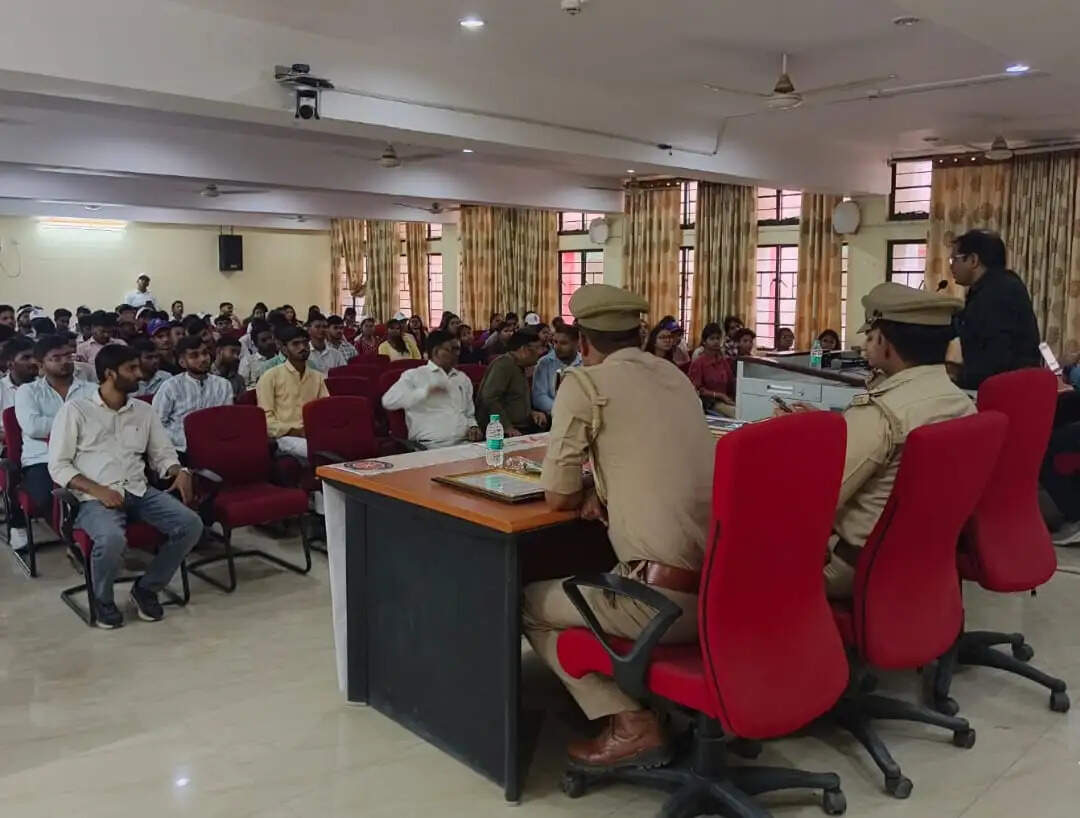 महिलाएं अपने अधिकारों और सुरक्षा के प्रति रहें जागरूक : शिवानी यादव