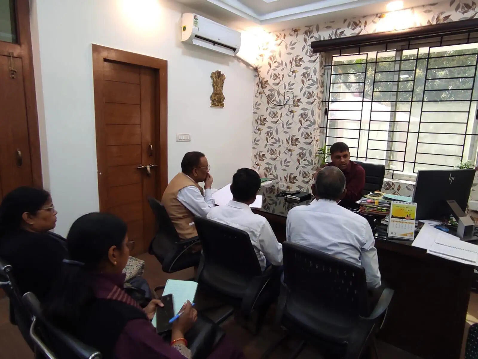 डीडीसी ने फाइलेरिया की दवा वितरण नहीं करने वालों को किया शो-कॉज