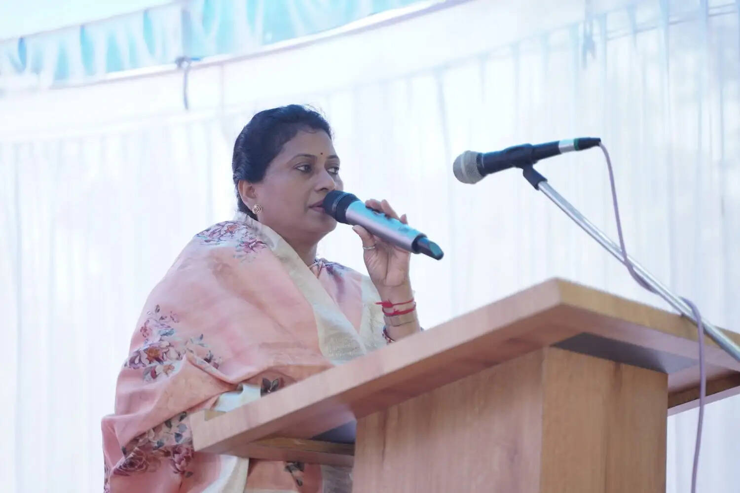 शहडोल: शासकीय योजनाएं लोगों के जीवन में ला रही हैं सकारात्मक बदलाव : विधायक मनीषा सिंह