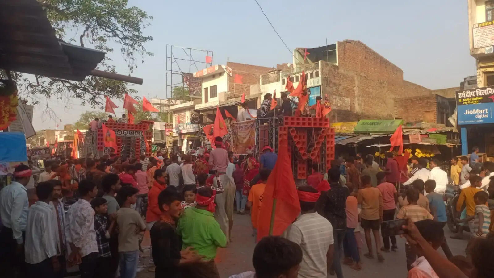 भगवा रंग में रंगा नरायनपुर, श्रीराम जन्मोत्सव पर निकली भव्य शोभायात्रा